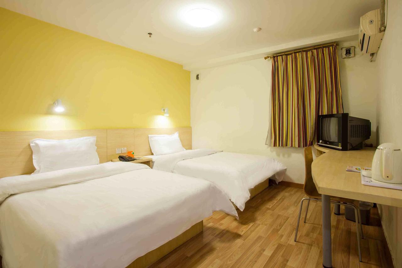7Days Inn Zixing Dongjianghu Habitación foto